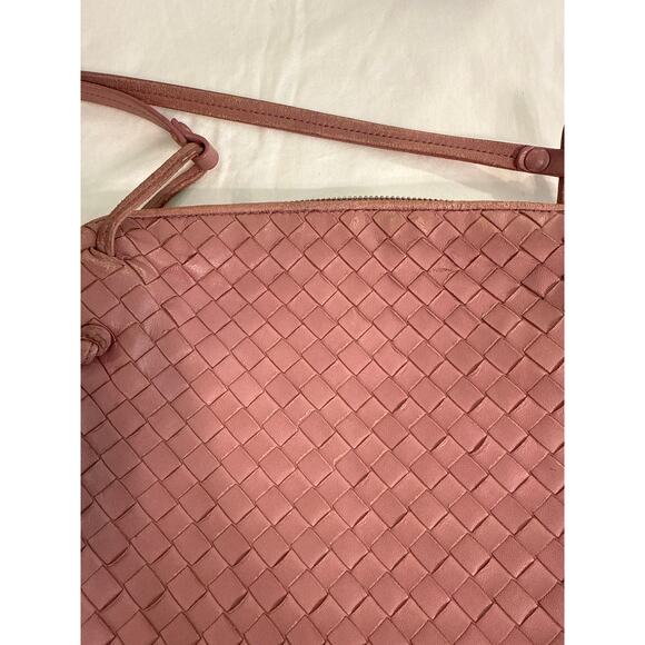 Bottega Veneta Handbag - Picture 2 of 7